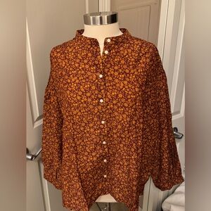 TROVATA Floral Button-Up Women's Blouse